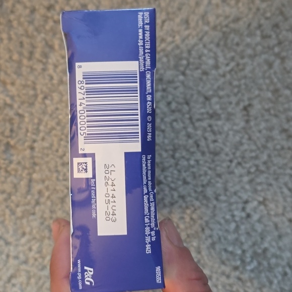 Crest 3D Whitestrips - Picture 3 of 5